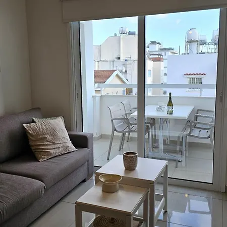Amphora Apartment Larnaca